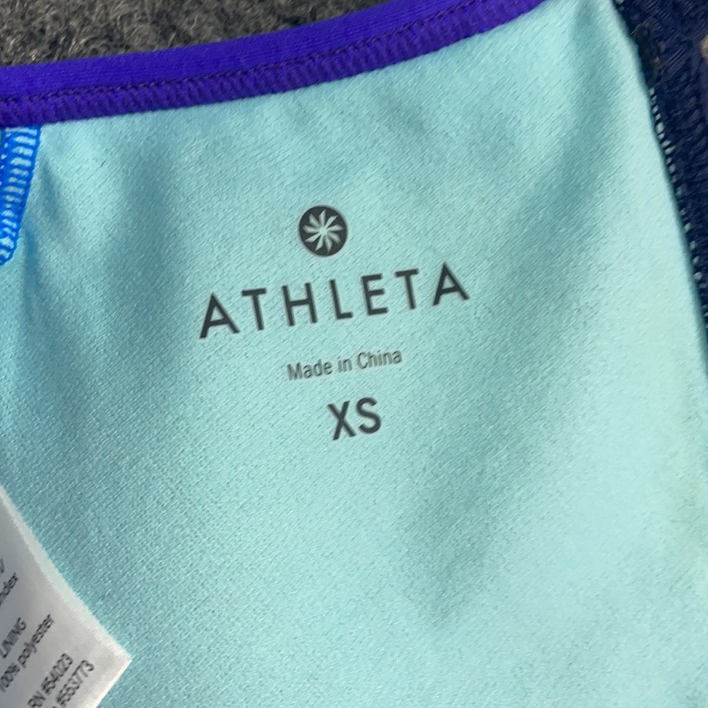 Athleta Women’s Tankini Swim Suit Top (3820) - Picture 6 of 7